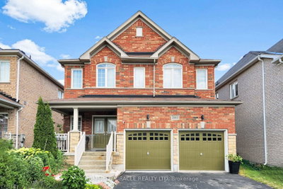 2003 Queensbury Drive • Oshawa, ON photo 2