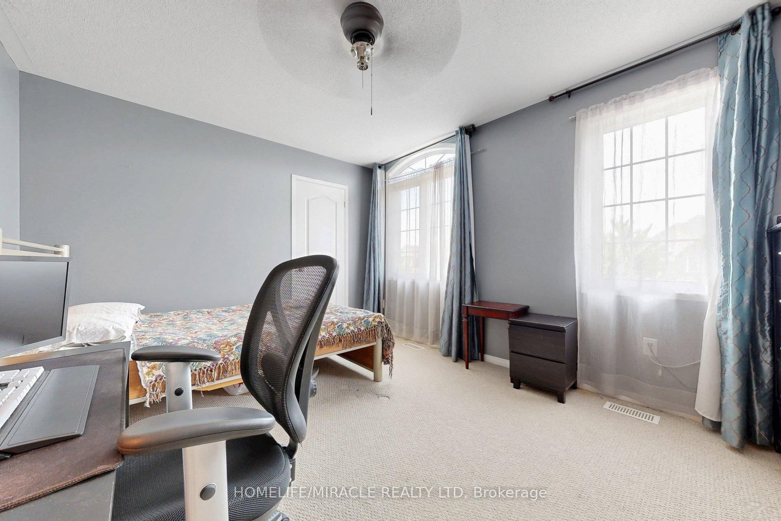 2003 Queensbury Drive • Oshawa, ON photo 31