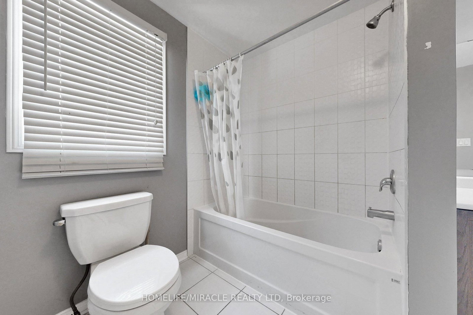 2003 Queensbury Drive • Oshawa, ON photo 32