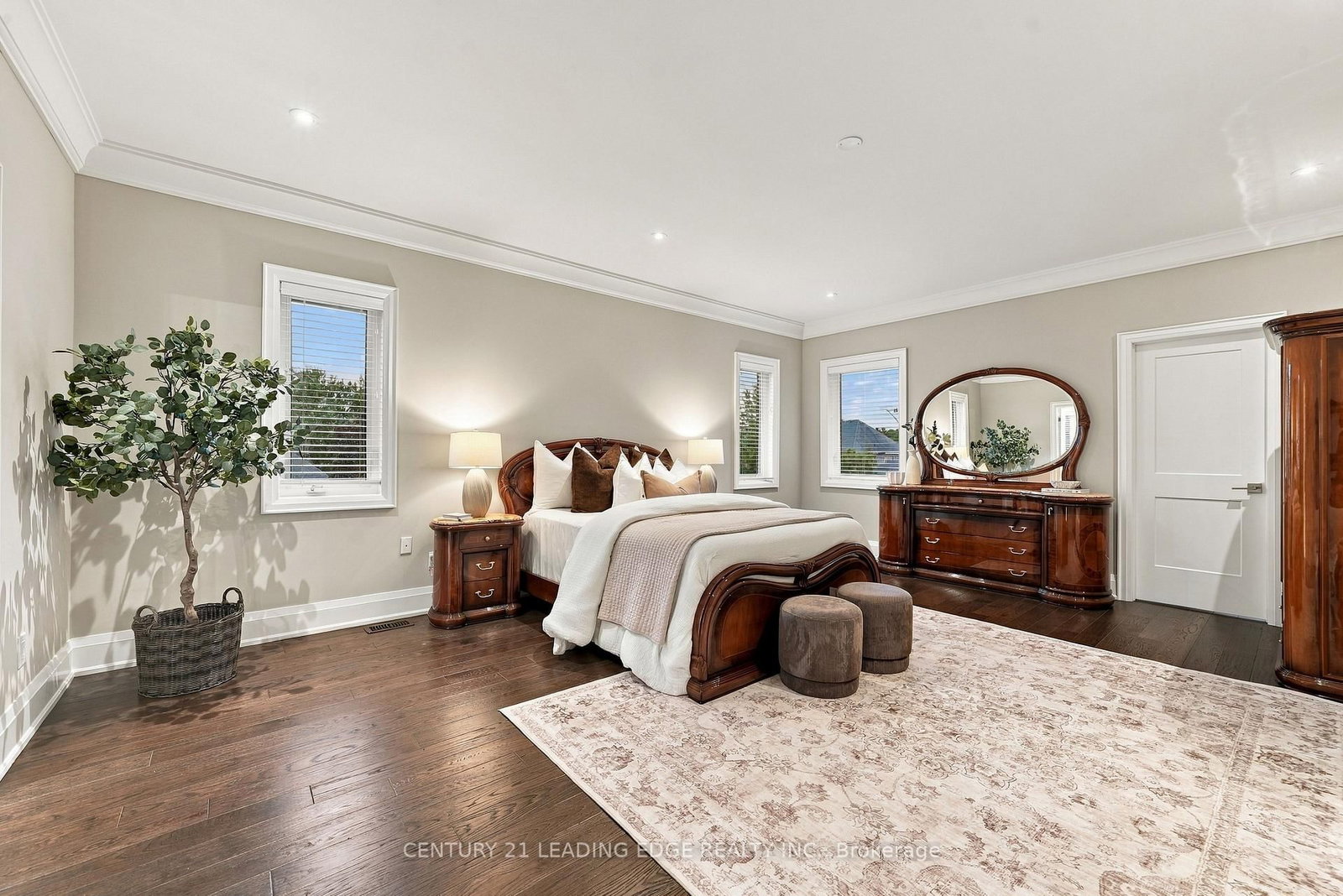 301 Fiddlers Court • Pickering, ON photo 23