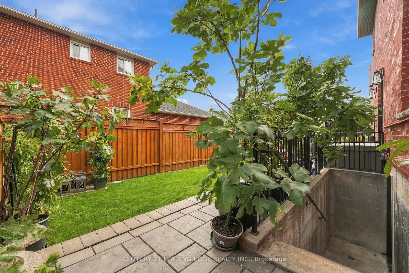 301 Fiddlers Court • Pickering, ON photo 48