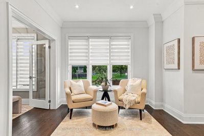 301 Fiddlers Court • Pickering, ON photo 8