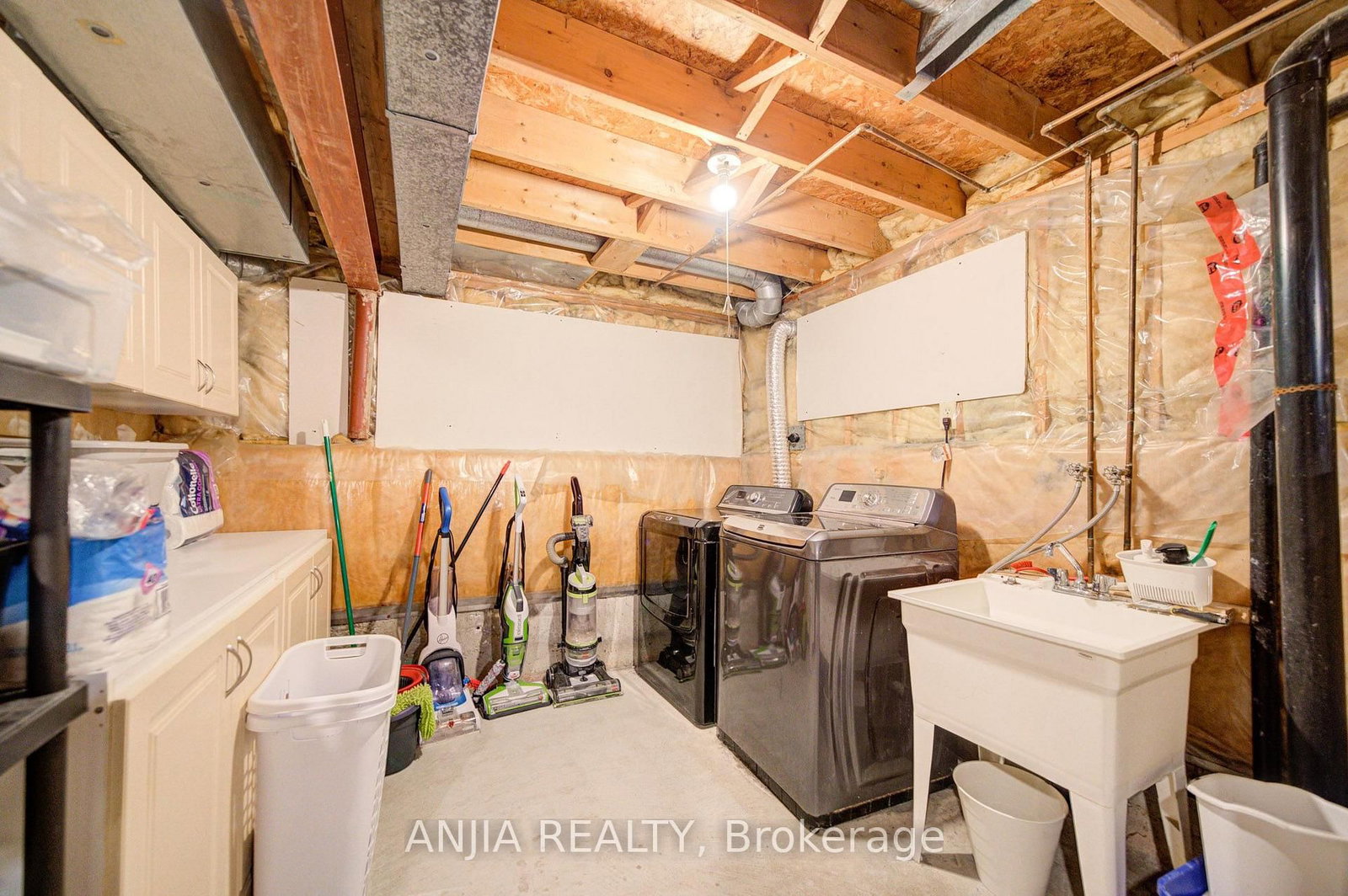 63 Enchanted Hills Crescent • Toronto, ON photo 45