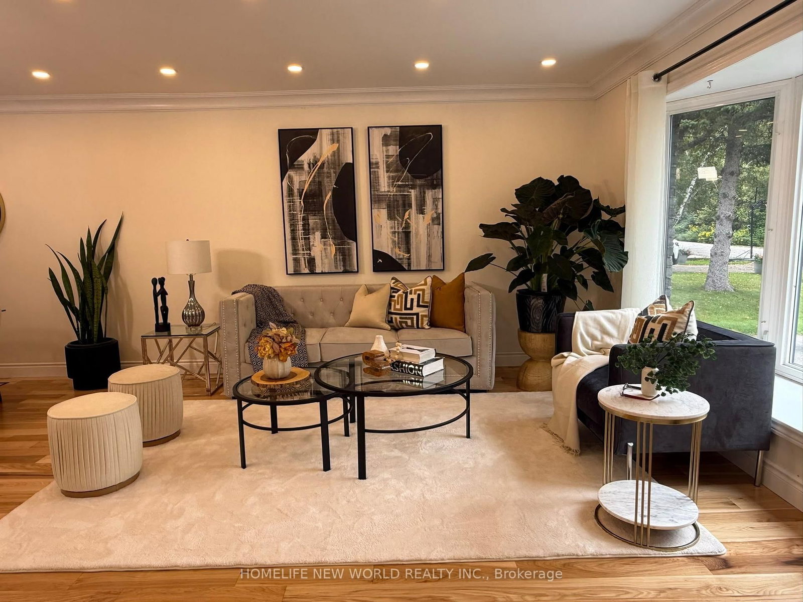 530 Rouge Hills Drive • Toronto, ON photo 10