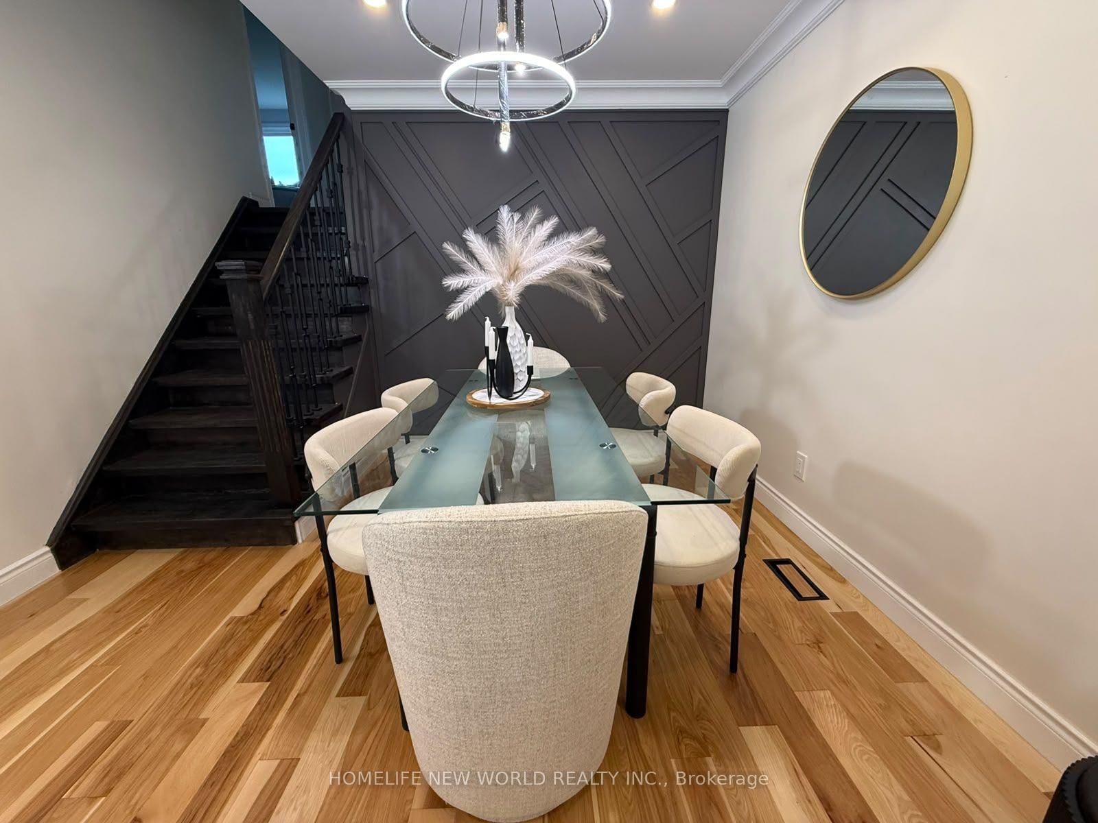 530 Rouge Hills Drive • Toronto, ON photo 13