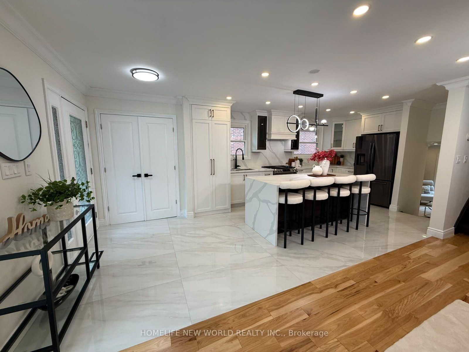 530 Rouge Hills Drive • Toronto, ON photo 16
