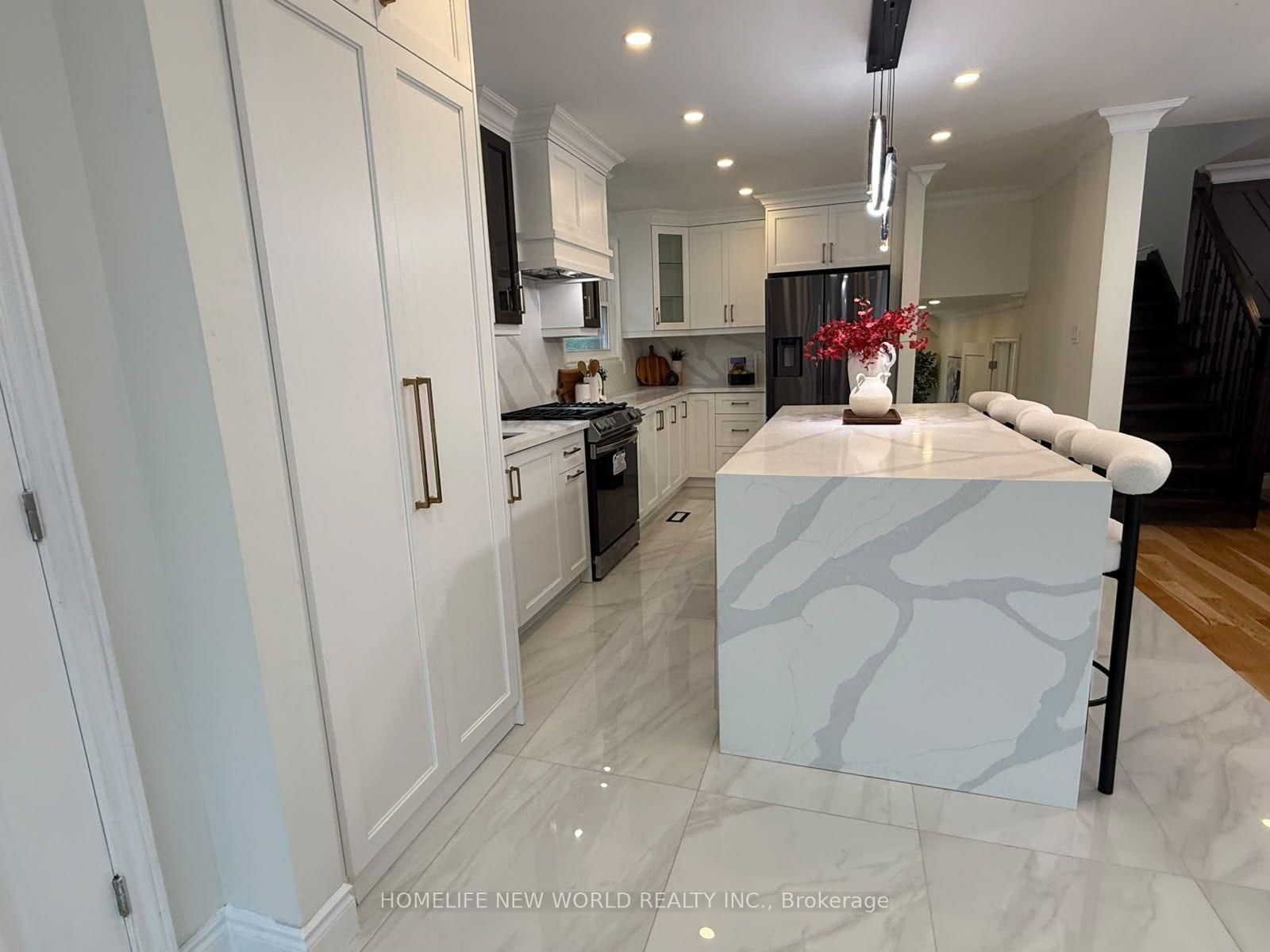 530 Rouge Hills Drive • Toronto, ON photo 17