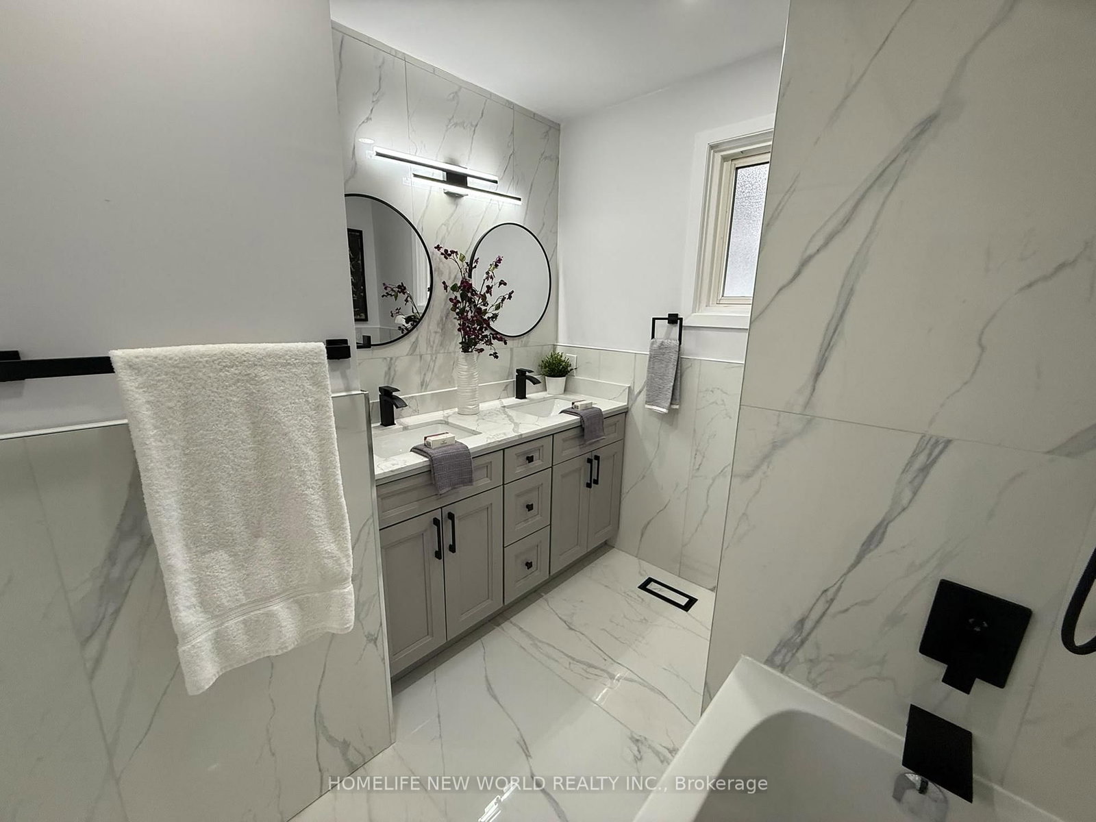 530 Rouge Hills Drive • Toronto, ON photo 25