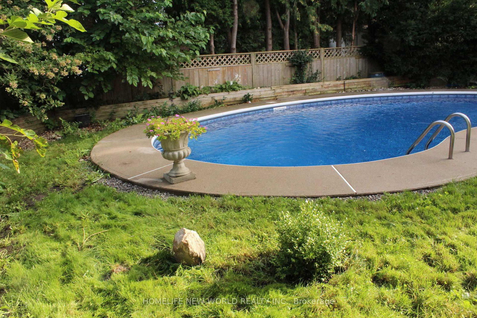 530 Rouge Hills Drive • Toronto, ON photo 48