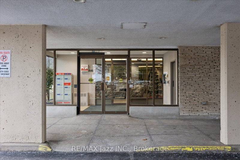 102 - 120 Elgin Street W