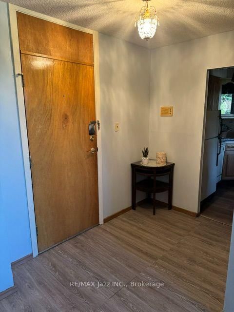 102 - 120 Elgin Street W