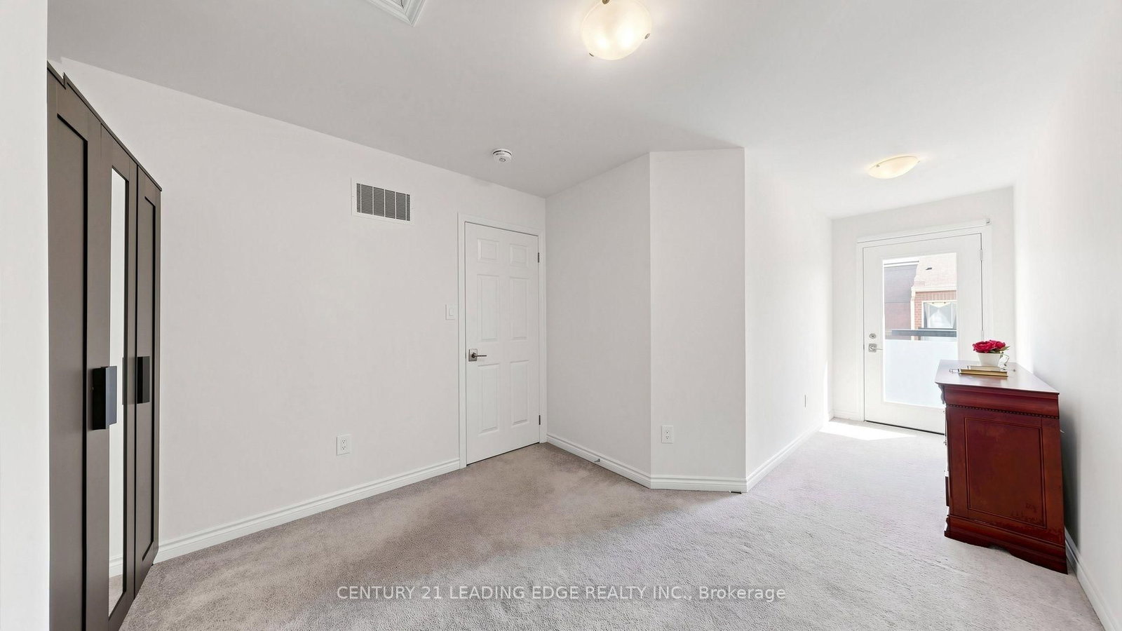 25 Heron Park Place • #13 • Toronto, ON photo 20