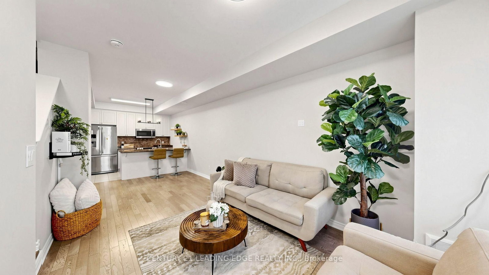 25 Heron Park Place • #13 • Toronto, ON photo 8