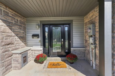 20 Bagnell Crescent • Clarington, ON photo 3