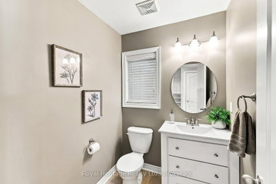 20 Bagnell Crescent • Clarington, ON photo 7