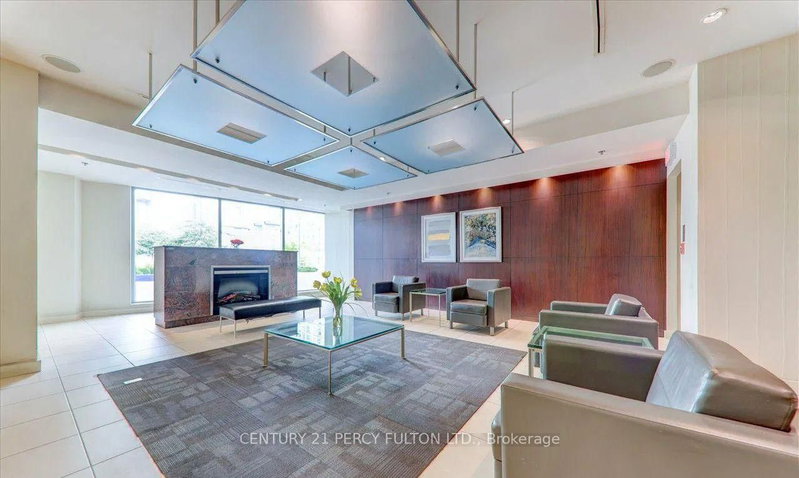 2211 - 36 Lee Centre Drive