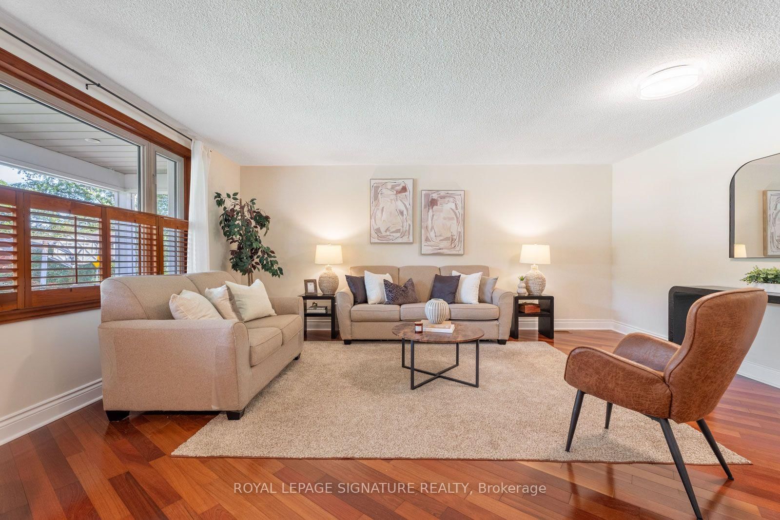 234 Rouge Hills Drive • Toronto, ON photo 5