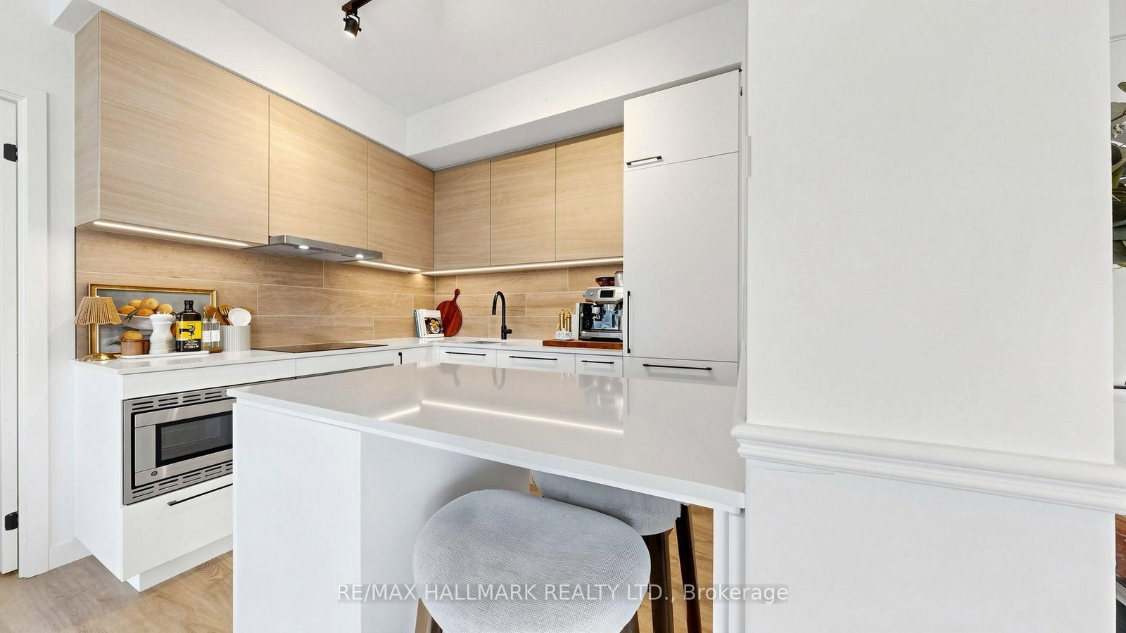 1050 Eastern Avenue • #823 • Toronto, ON photo 13
