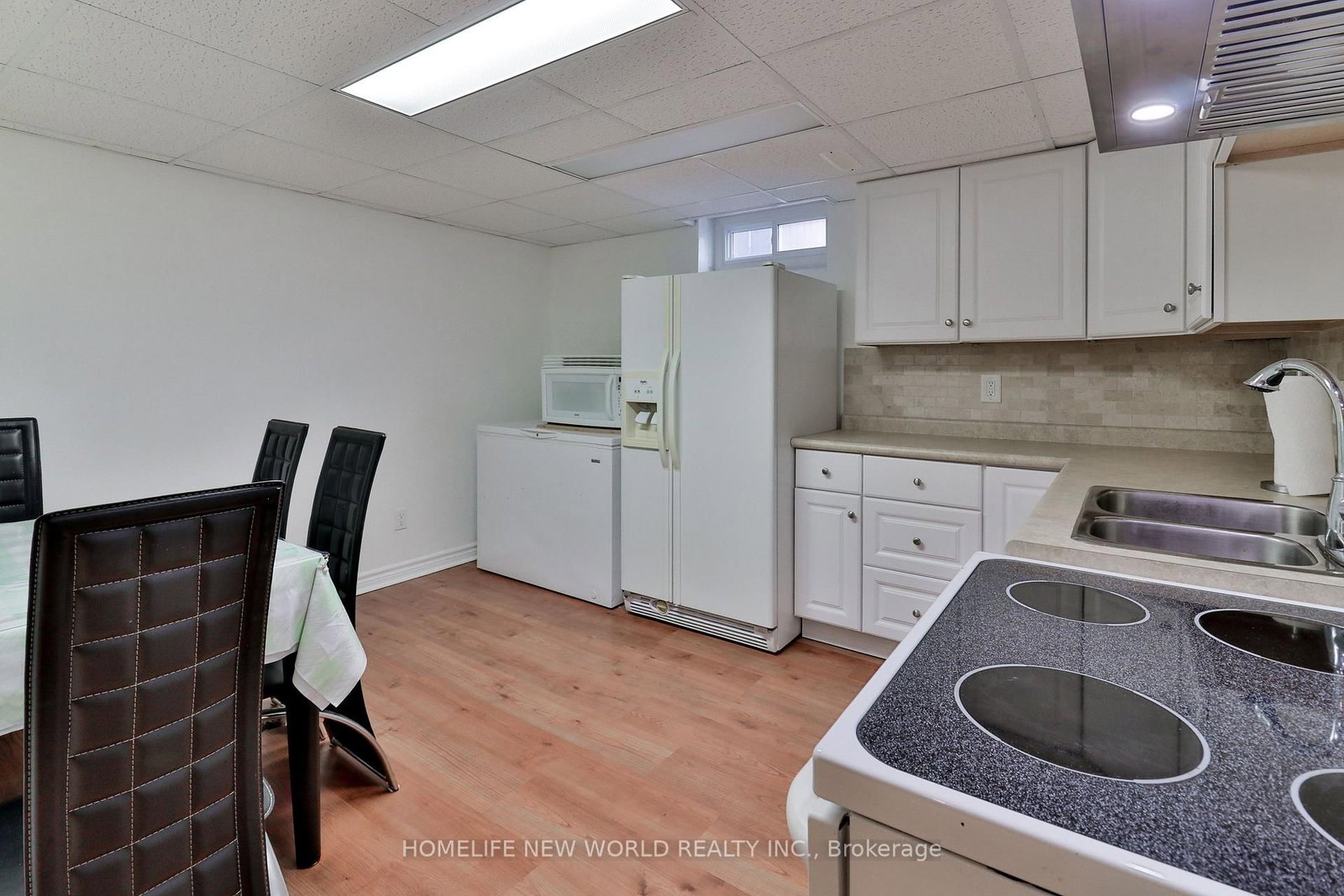744 Tennyson Avenue • Oshawa, ON photo 16