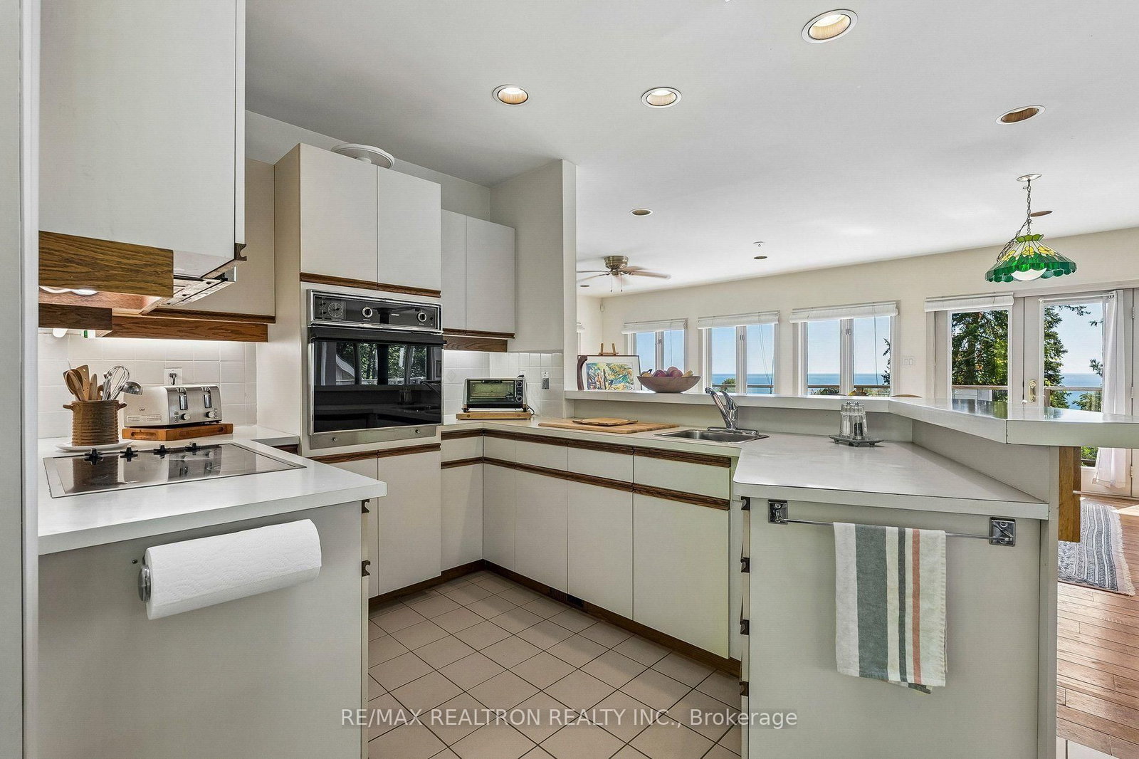 1 Ledge Road • Toronto, ON photo 36