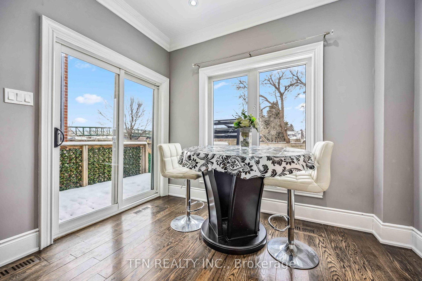 282B Aylesworth Avenue • Toronto, ON photo 12