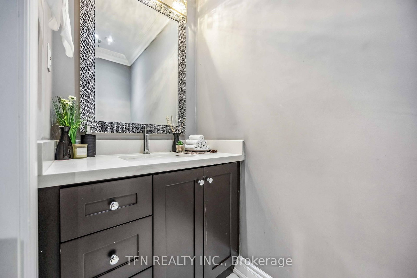 282B Aylesworth Avenue • Toronto, ON photo 4
