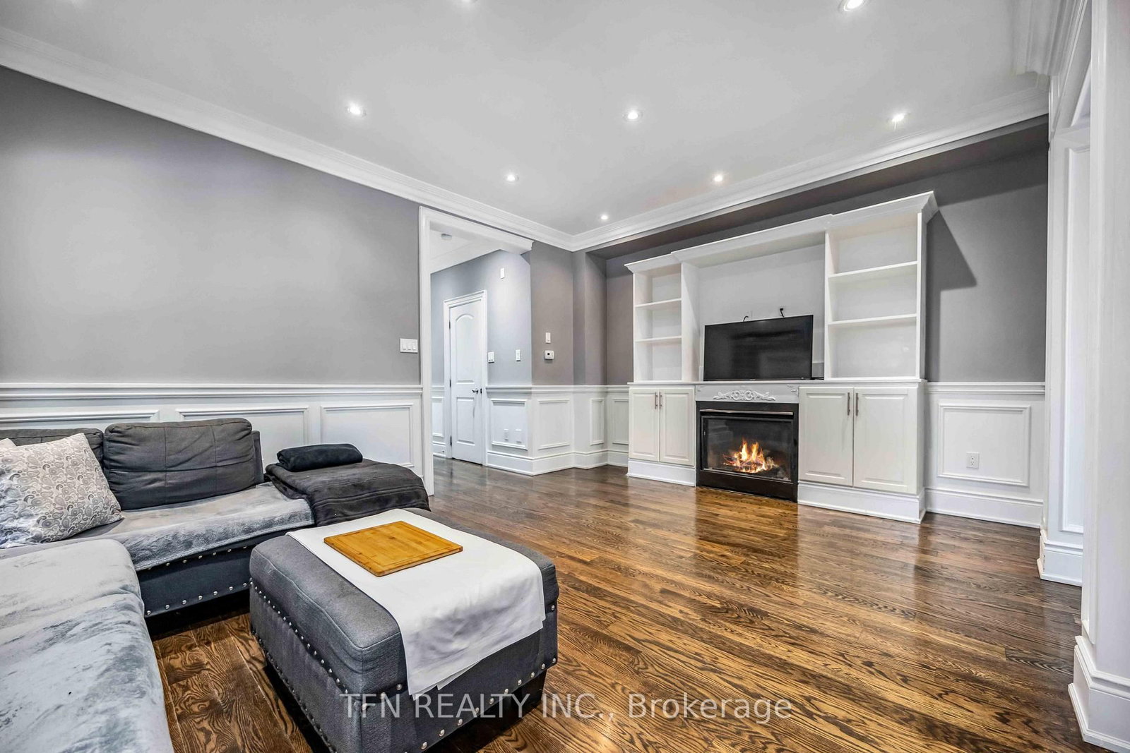 282B Aylesworth Avenue • Toronto, ON photo 6