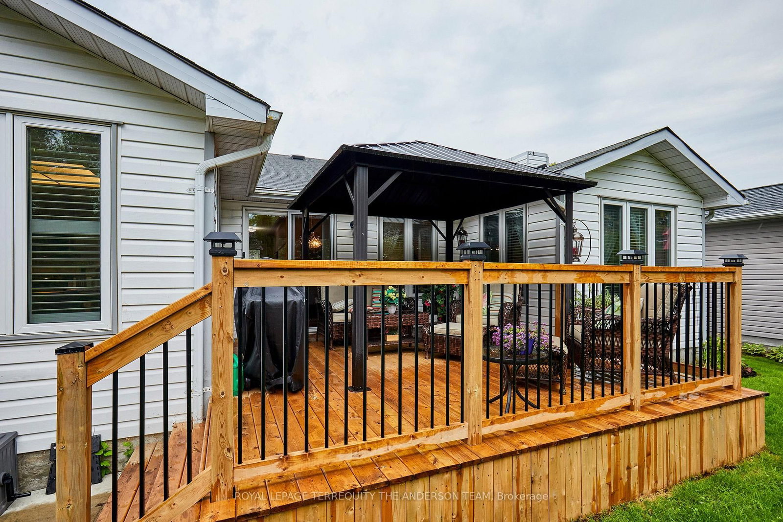81 Wilmot Trail • Clarington, ON photo 10