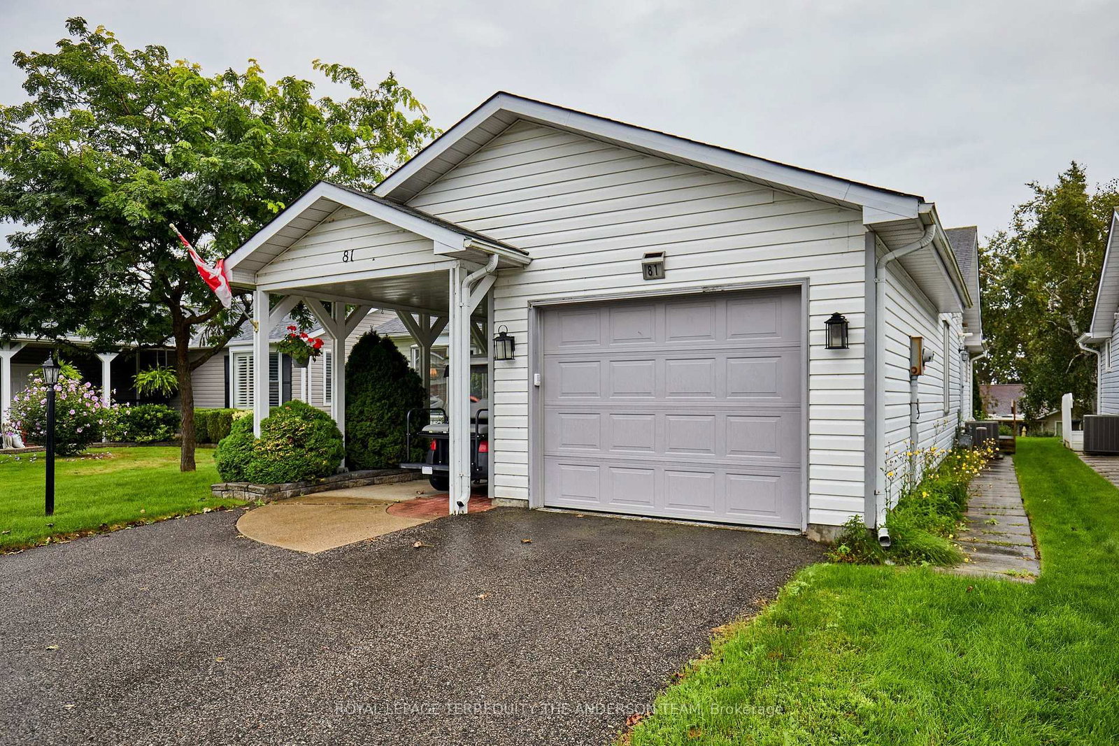 81 Wilmot Trail • Clarington, ON photo 2