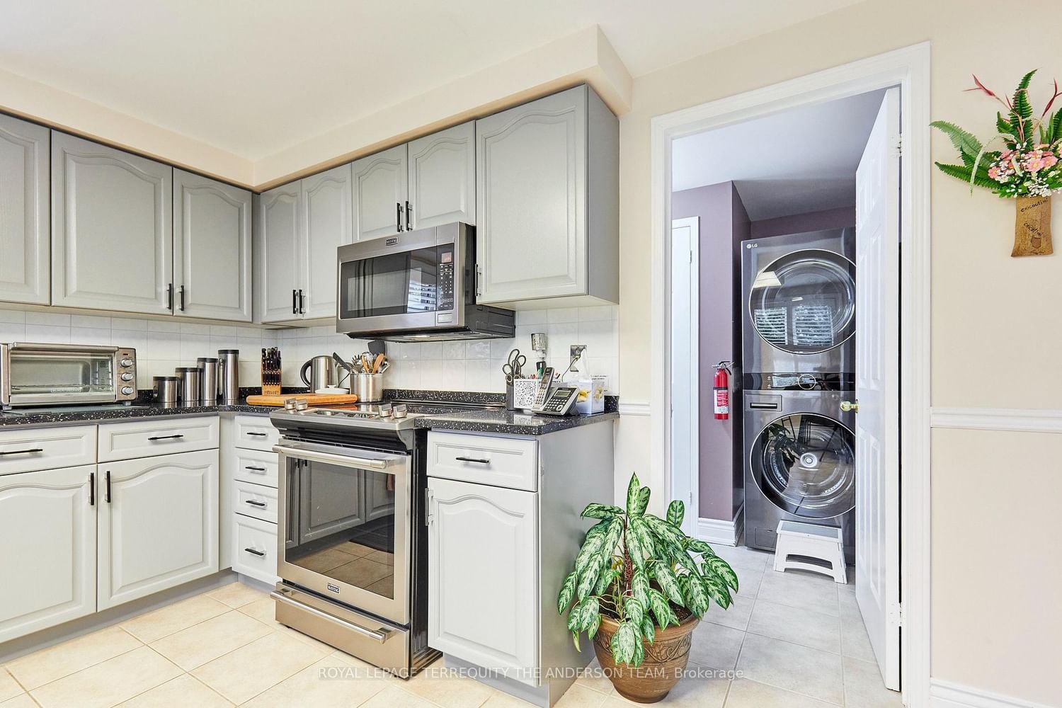 81 Wilmot Trail • Clarington, ON photo 33