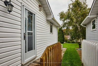 81 Wilmot Trail • Clarington, ON photo 5