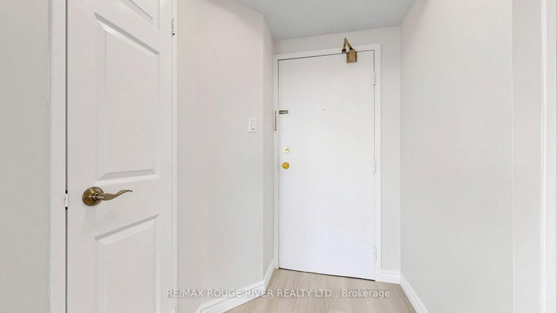 5580 Sheppard Ave E photo 5