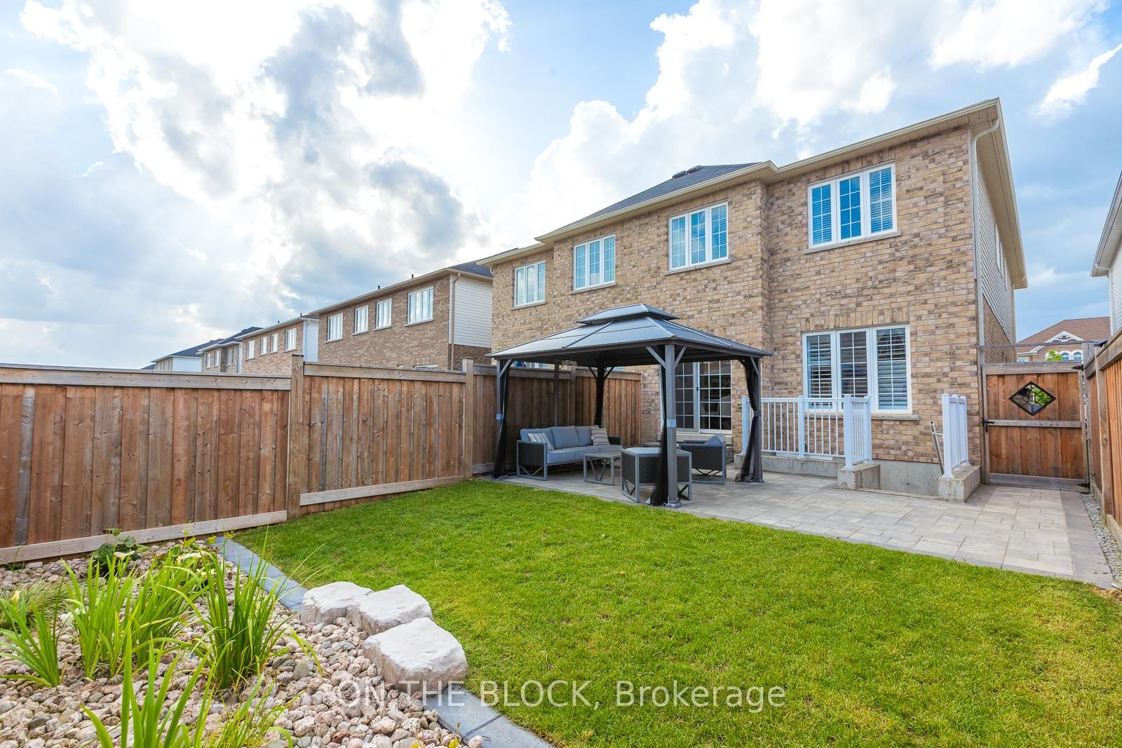 125 Leney Street • Ajax, ON photo 20