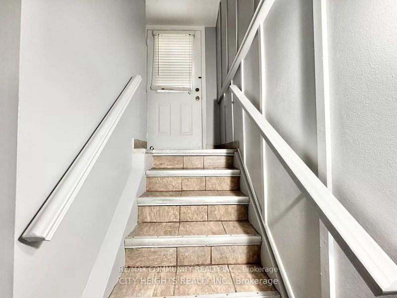 94 Reed Ajax,ON L1S 6T6 — Photo 10