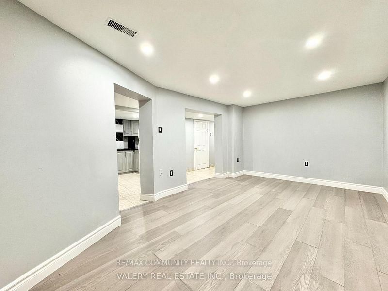 94 Reed Ajax,ON L1S 6T6 — Photo 13