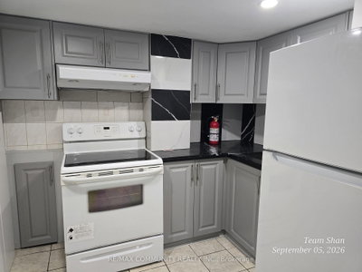94 Reed Ajax,ON L1S 6T6 — Photo 2