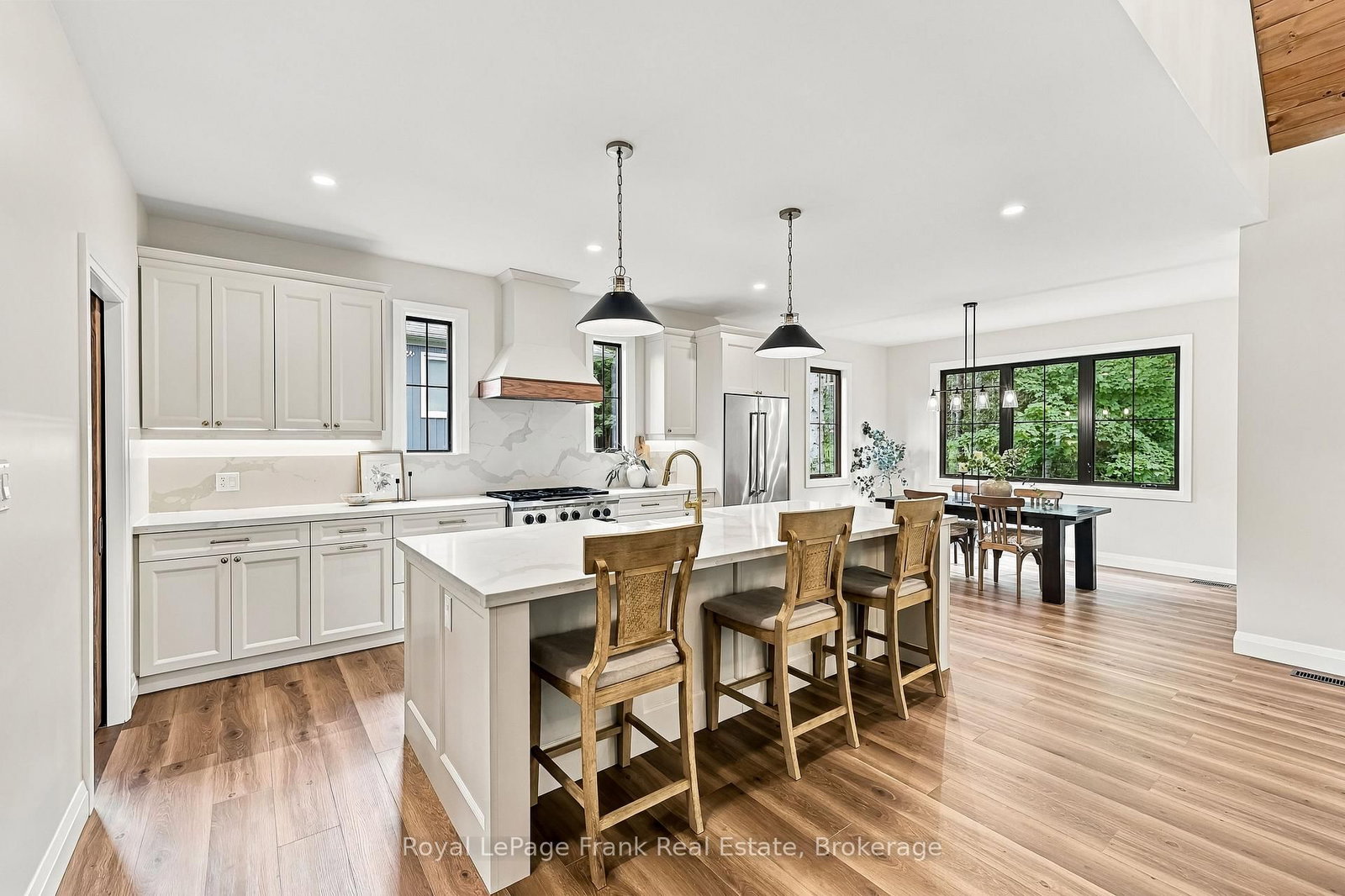 88 Waldweg • Scugog, ON photo 12