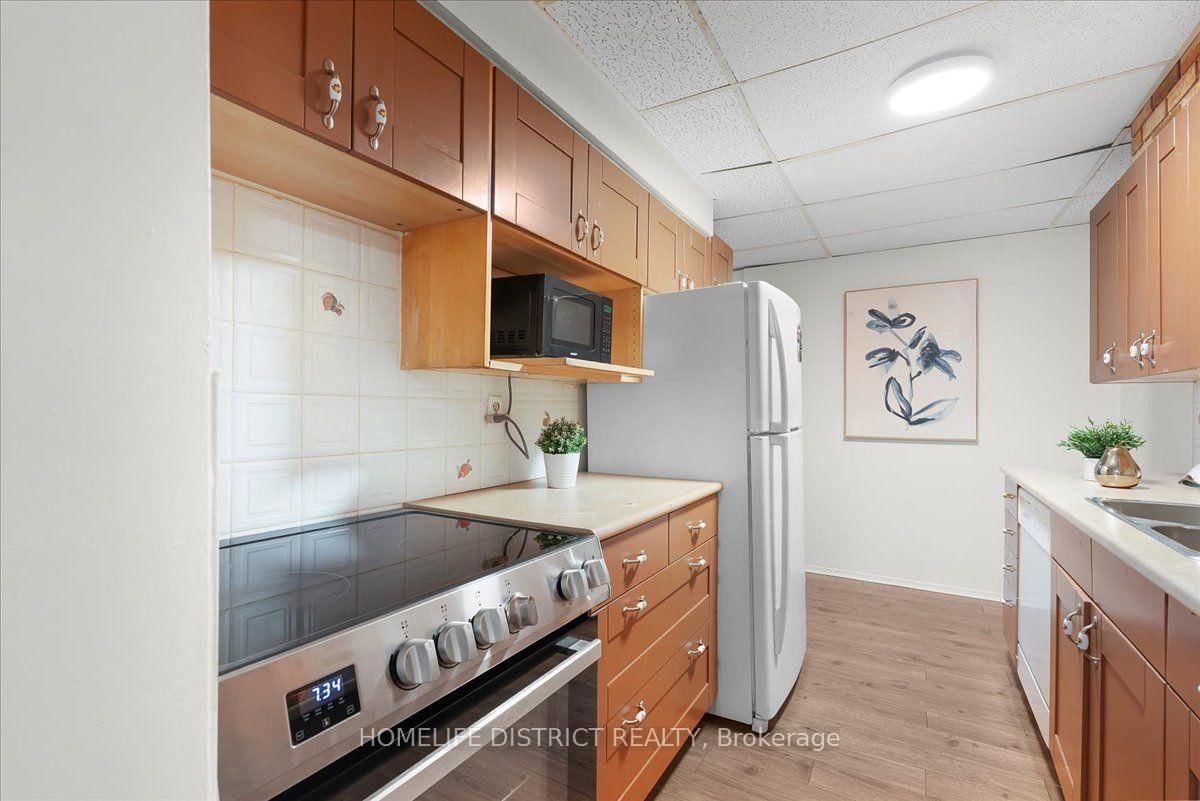 3420 Eglinton Avenue E • #404 • Toronto, ON photo 13