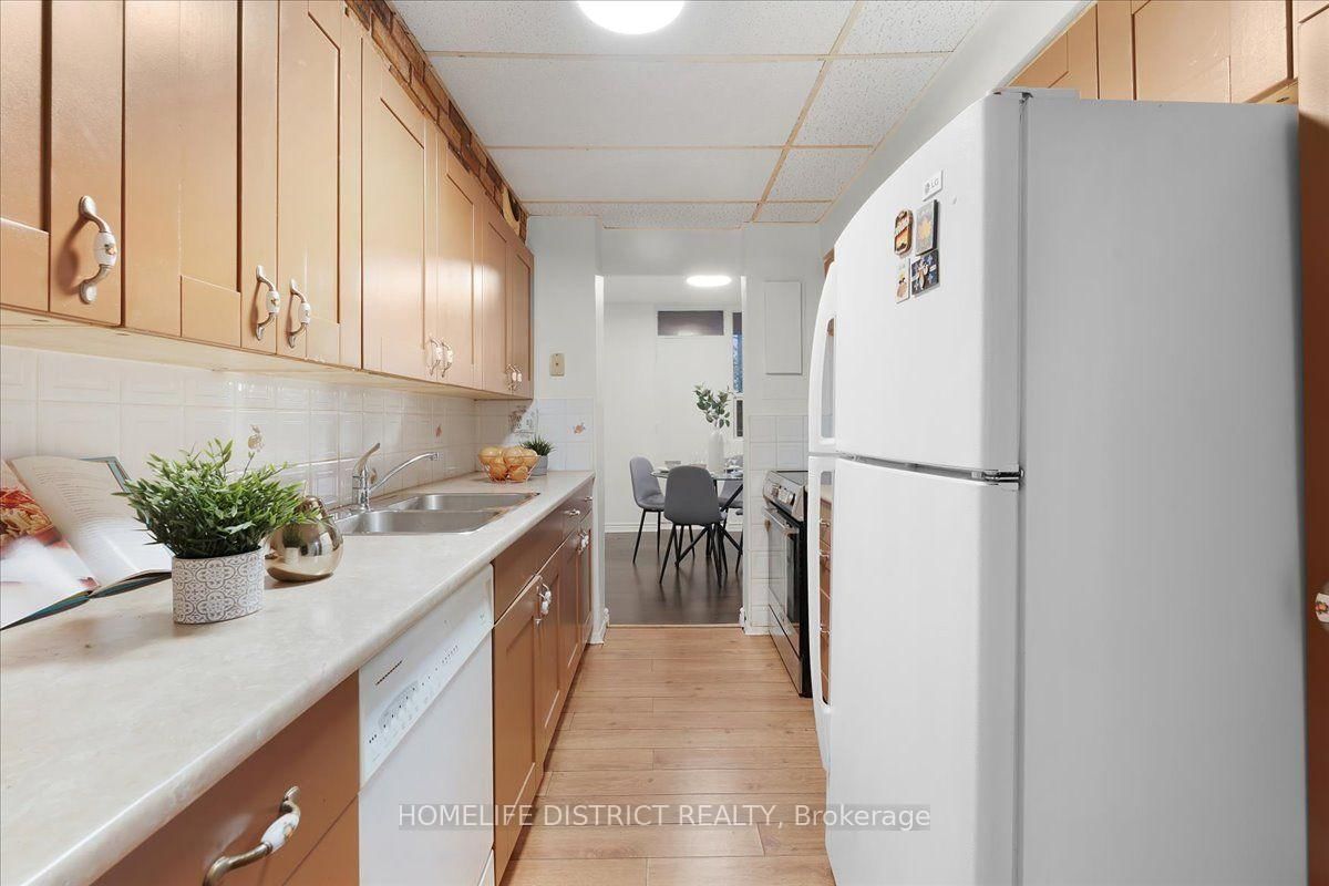 3420 Eglinton Avenue E • #404 • Toronto, ON photo 15
