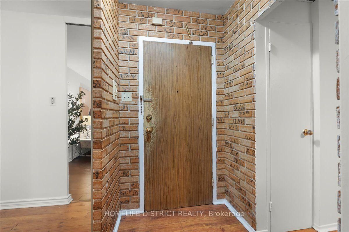 3420 Eglinton Avenue E • #404 • Toronto, ON photo 7