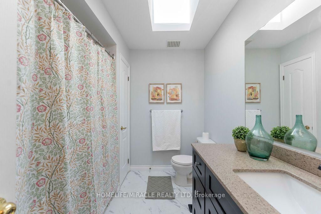 987 Copperfield Drive • Oshawa, ON photo 32