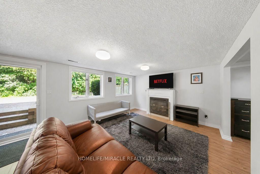 987 Copperfield Drive • Oshawa, ON photo 39