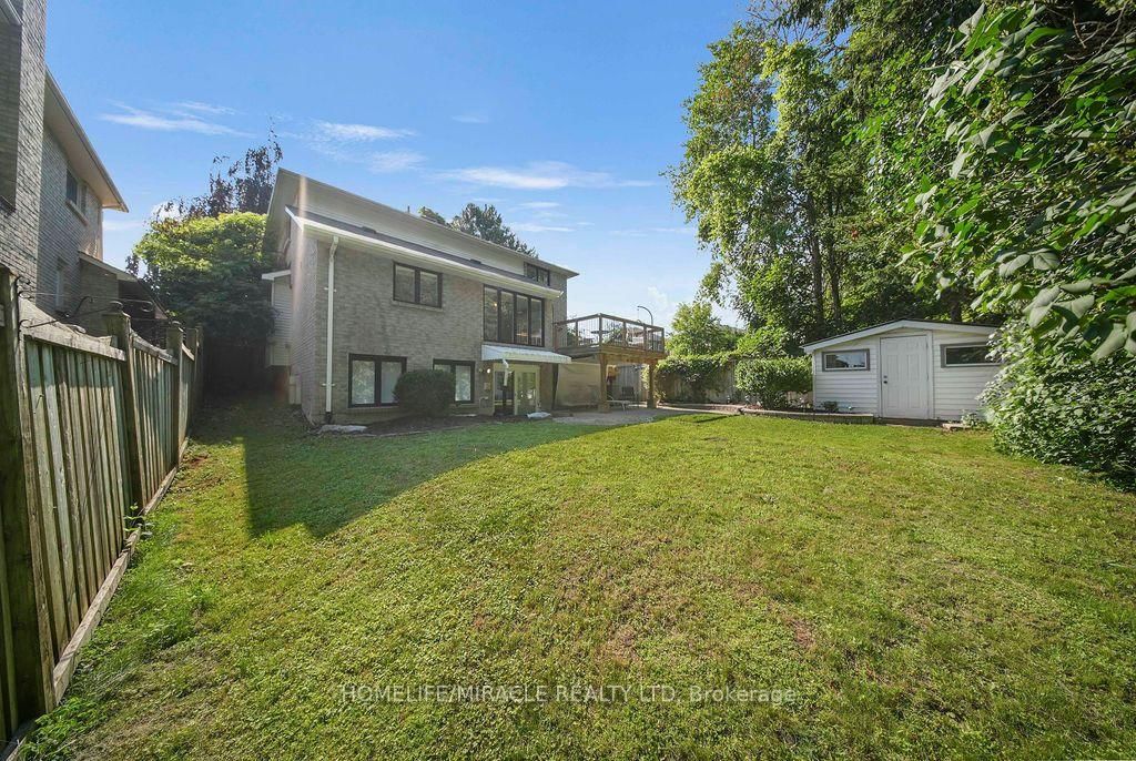 987 Copperfield Drive • Oshawa, ON photo 50