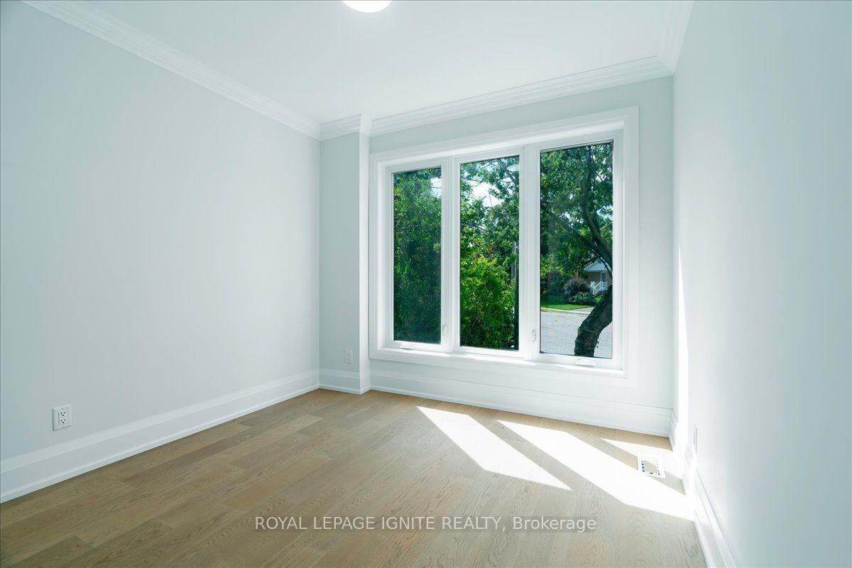 20 Castille Avenue • Toronto, ON photo 16