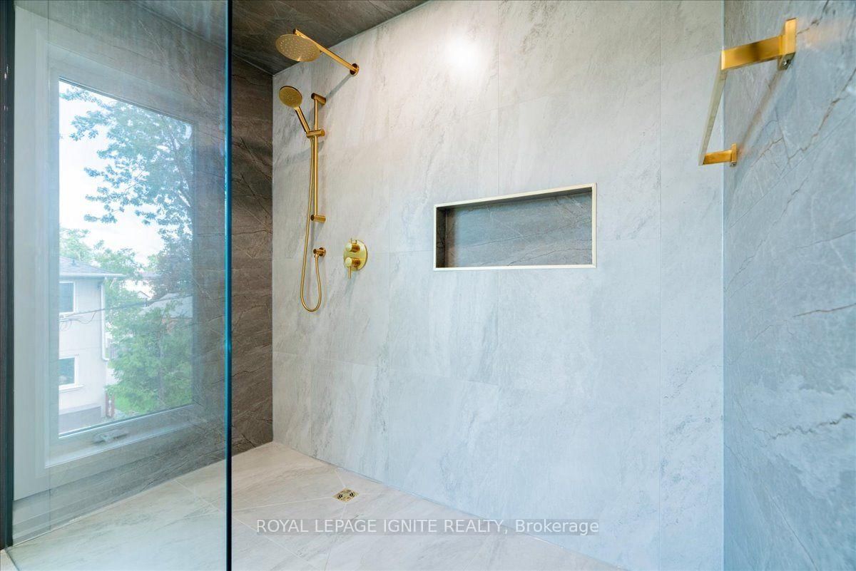 20 Castille Avenue • Toronto, ON photo 24