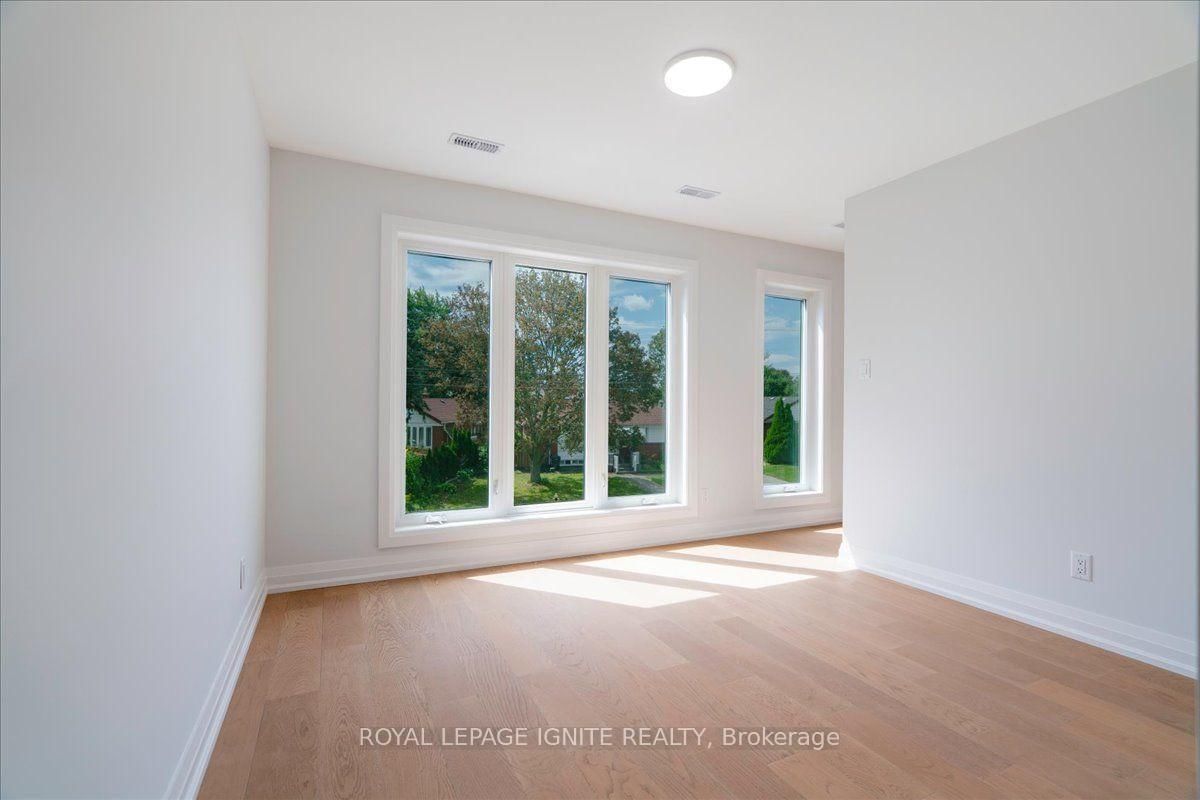 20 Castille Avenue • Toronto, ON photo 27