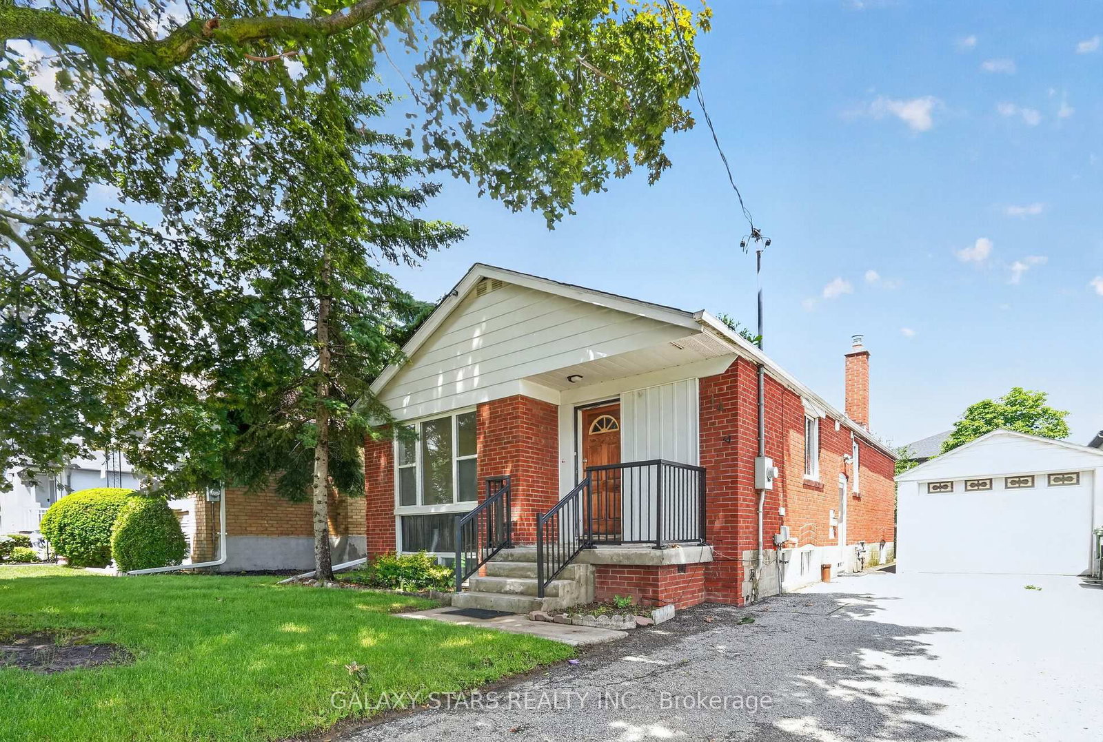 Property at 14 Minford