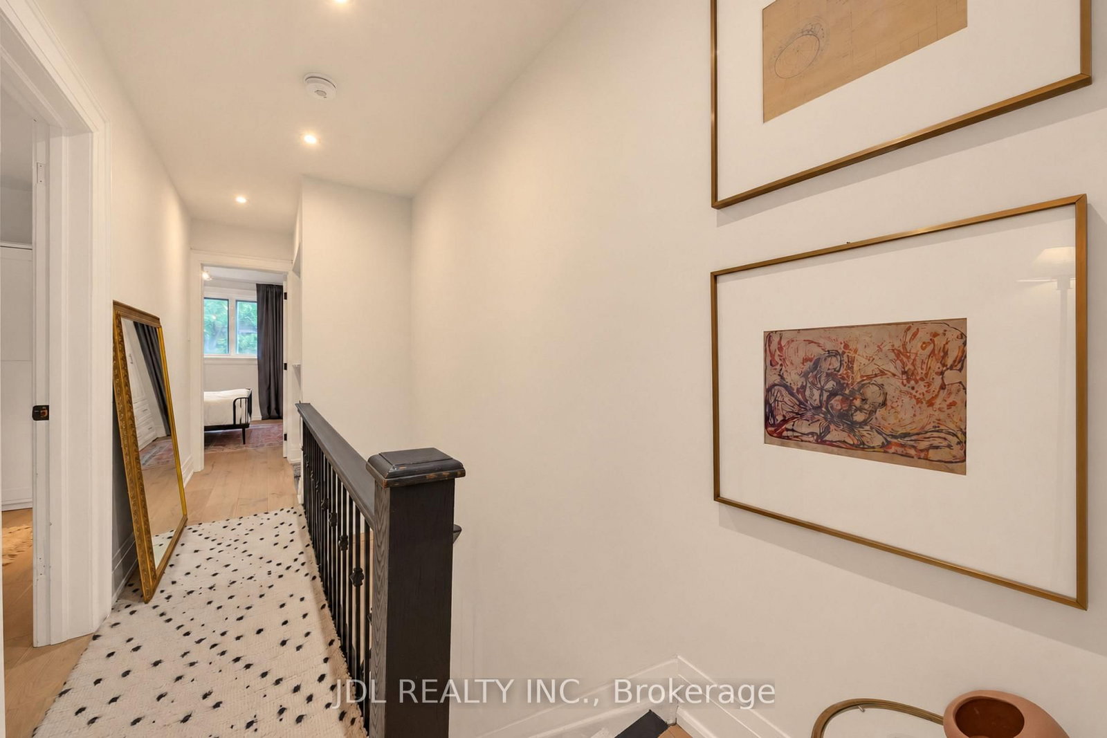 379 Scarborough Road • Toronto, ON photo 25