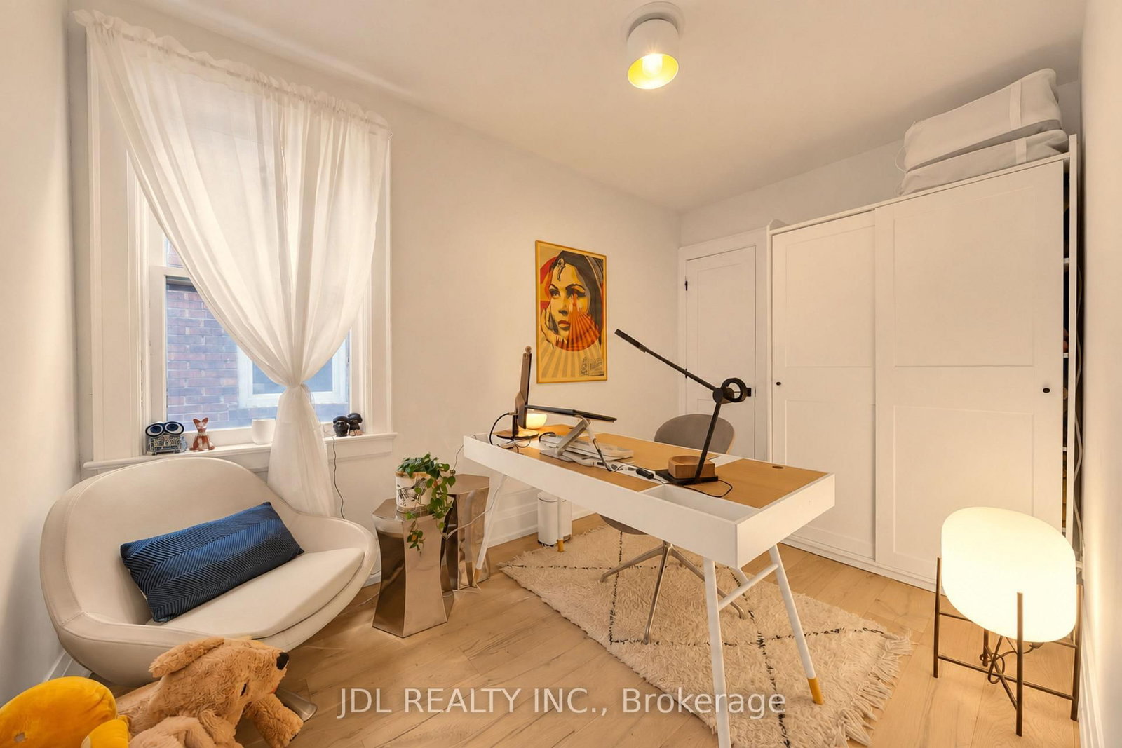 379 Scarborough Road • Toronto, ON photo 27
