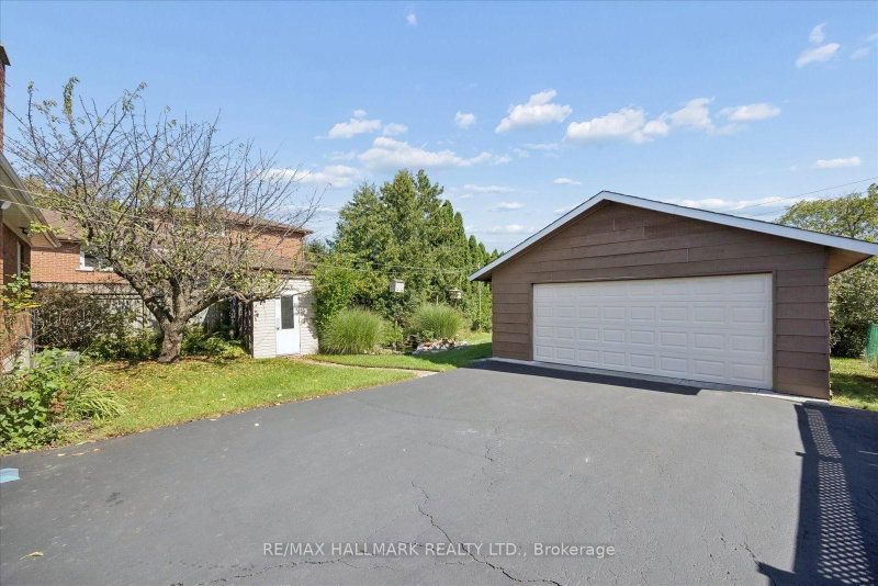 139 Elinor Avenue